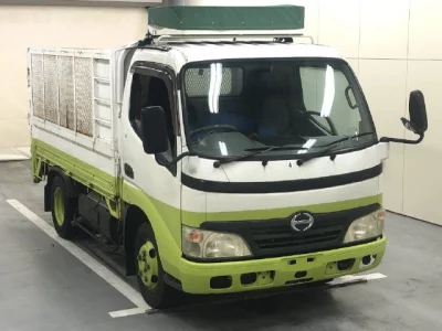 Hino DUTRO  с аукциона в Японии