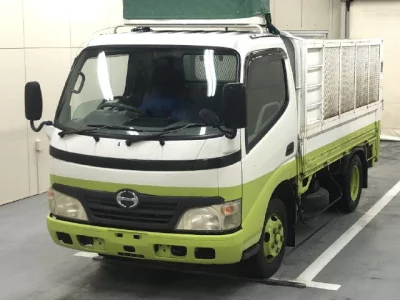 Hino DUTRO  с аукциона в Японии