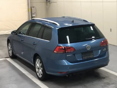 Volkswagen GOLF VARIANT