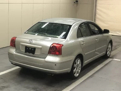 Toyota AVENSIS SEDAN