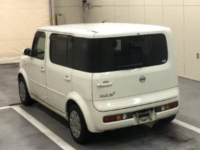 Nissan CUBECUBIC  с аукциона в Японии