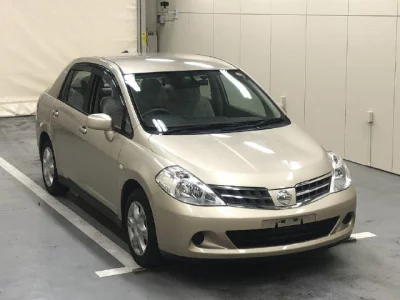 Nissan TIIDA LATIO