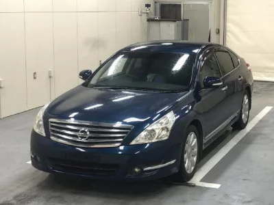 Nissan TEANA