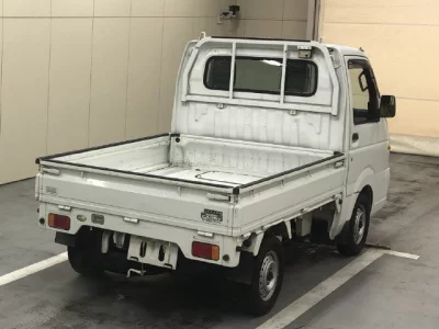Suzuki CARRY TRUCK  с аукциона в Японии