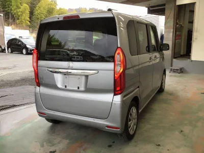 Honda N BOX