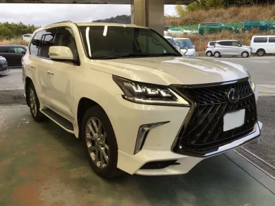 Lexus LX