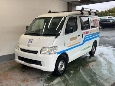 Toyota LiteAce Van