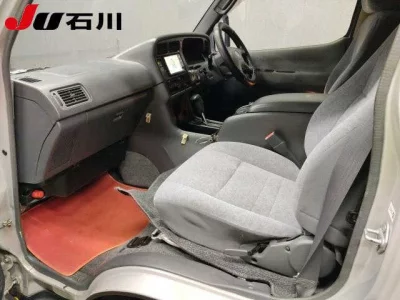 Toyota HIACE VAN  с аукциона в Японии