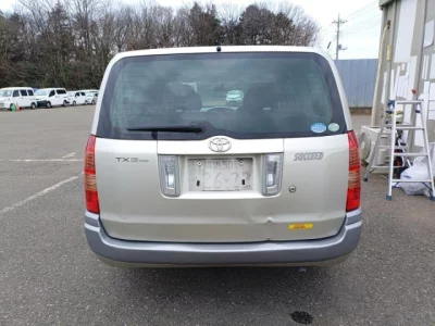 Toyota SUCCEED  с аукциона в Японии