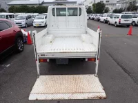 Toyota DYNA лот № 154 оценка 3.5  с аукциона в Японии 2