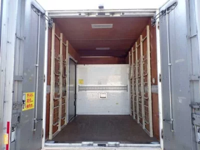 Toyota DYNA  с аукциона в Японии