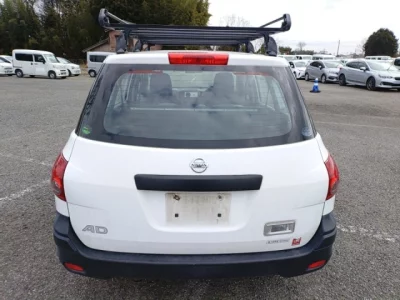 Nissan AD