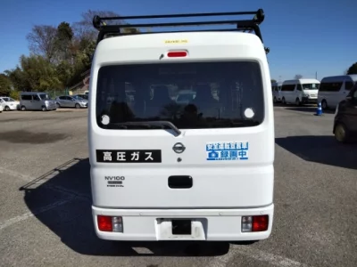 Nissan CLIPPER VAN