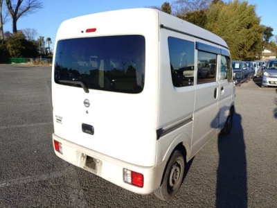 Nissan CLIPPER VAN