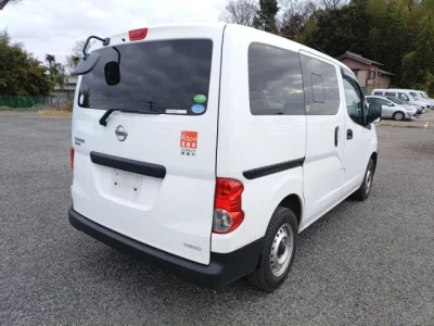 Nissan NV200