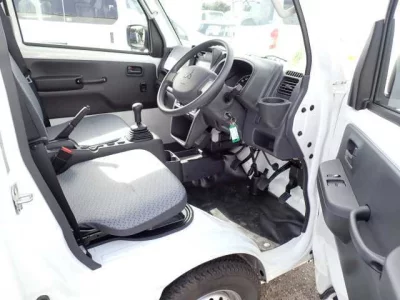 Mitsubishi MINICAB TRUCK