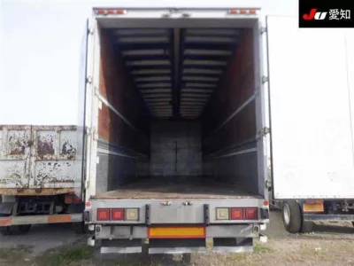 Isuzu Giga