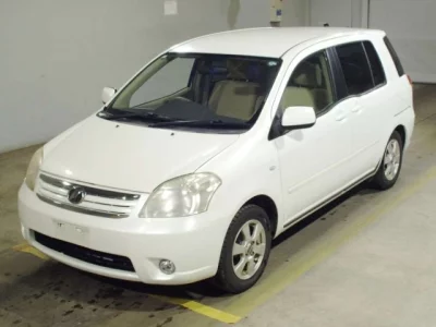 Toyota RAUM