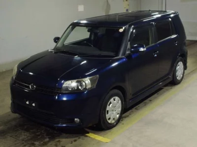 Toyota COROLLA RUMION  с аукциона в Японии