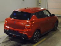 Suzuki SWIFT лот № 10 оценка 4  с аукциона в Японии 1