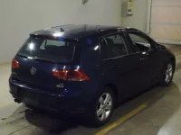Volkswagen GOLF лот № 7032 оценка 3.5  с аукциона в Японии 1