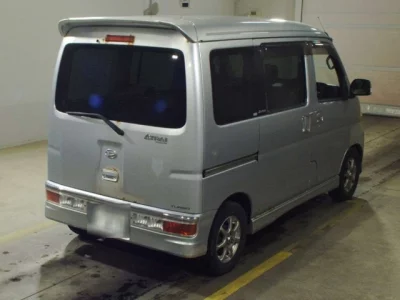 Daihatsu Atrai Wagon  с аукциона в Японии