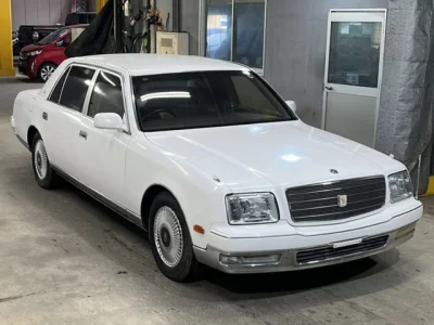 Toyota CENTURY