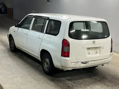 Toyota PROBOX  с аукциона в Японии