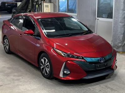 Toyota Prius PHV