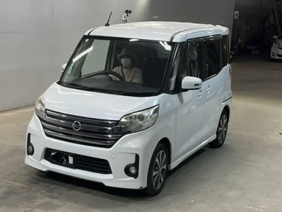 Nissan DAYZ ROOX  с аукциона в Японии