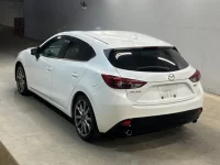 Mazda AXELA лот № 4015 оценка 3  с аукциона в Японии 1