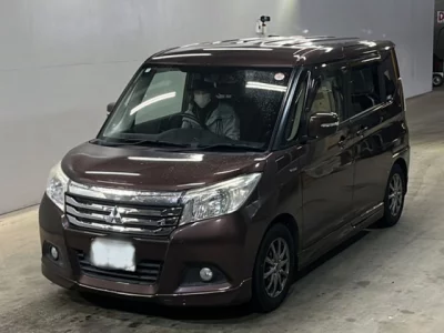 Mitsubishi DELICA D2