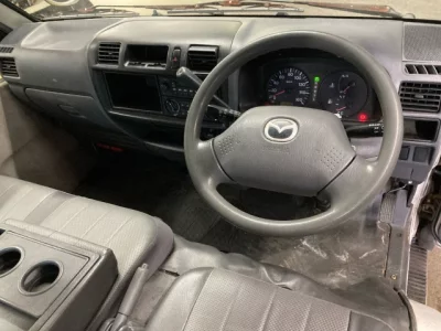 Mazda BONGO VAN  с аукциона в Японии