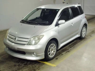 Toyota IST