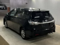 Toyota WISH лот № 55 оценка R  с аукциона в Японии 1