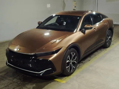 Toyota CROWN CROSSOVER