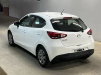 Mazda DEMIO лот № 8024 оценка 3.5  с аукциона в Японии 1