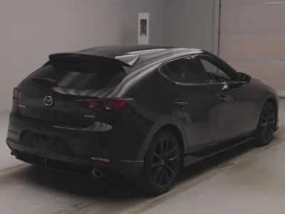 Mazda MAZDA3  с аукциона в Японии