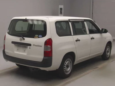 Toyota PROBOX  с аукциона в Японии