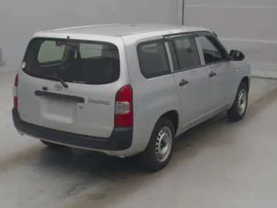 Toyota PROBOX  с аукциона в Японии