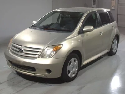 Toyota IST