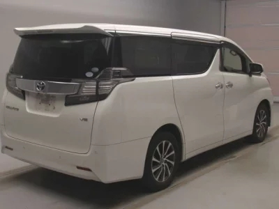 Toyota VELLFIRE  с аукциона в Японии