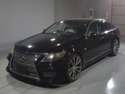Lexus LS
