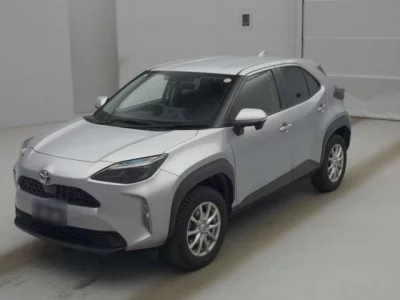 Toyota YARIS CROSS  с аукциона в Японии