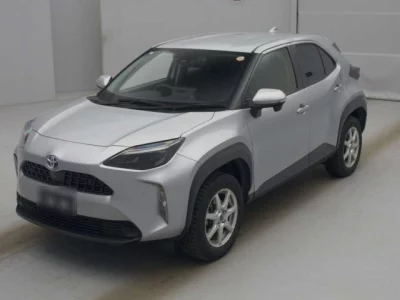 Toyota YARIS CROSS  с аукциона в Японии