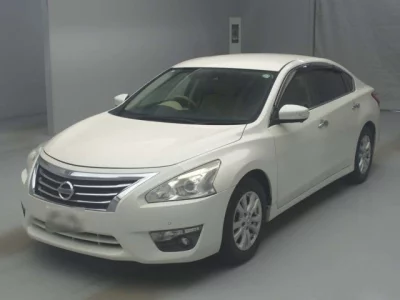 Nissan TEANA