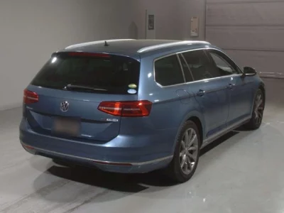 Volkswagen PASSAT VARIANT