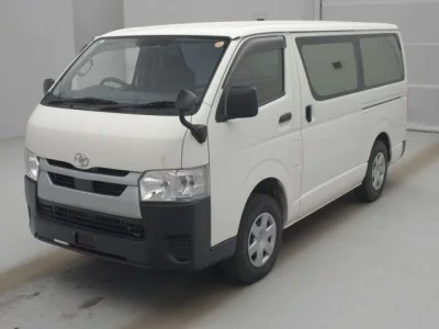 Toyota HIACE VAN  с аукциона в Японии