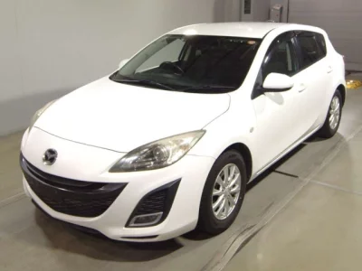 Mazda AXELA  с аукциона в Японии
