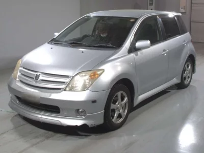 Toyota IST